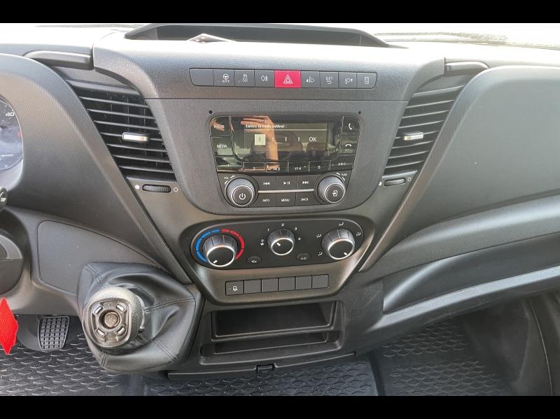 Image IVECO Daily CCb 35C16H3.0 empattement 4100 Caisse 20M3