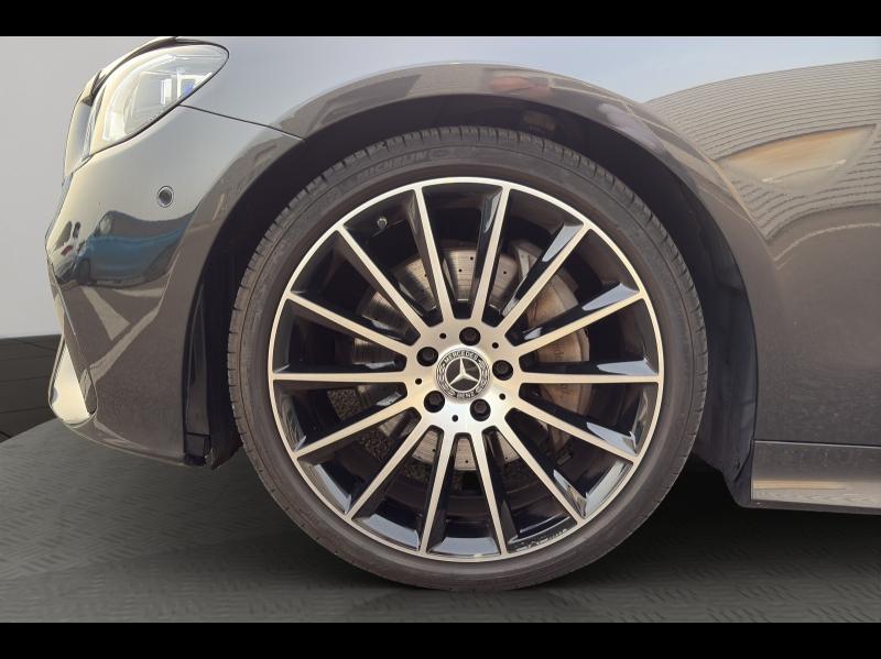 Image MERCEDES-BENZ Classe E Coupe 220 d 194ch AMG Line 9G-Tronic