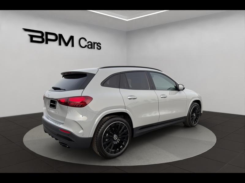 Image MERCEDES-BENZ GLA 180 136ch AMG Exclusive Design 7G-DCT