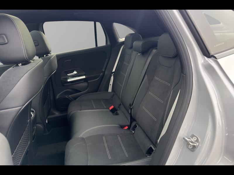 Image MERCEDES-BENZ GLA 180 136ch AMG Exclusive Design 7G-DCT