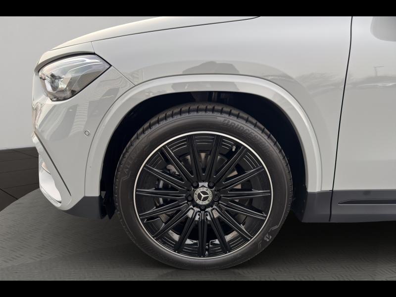 Image MERCEDES-BENZ GLA 180 136ch AMG Exclusive Design 7G-DCT