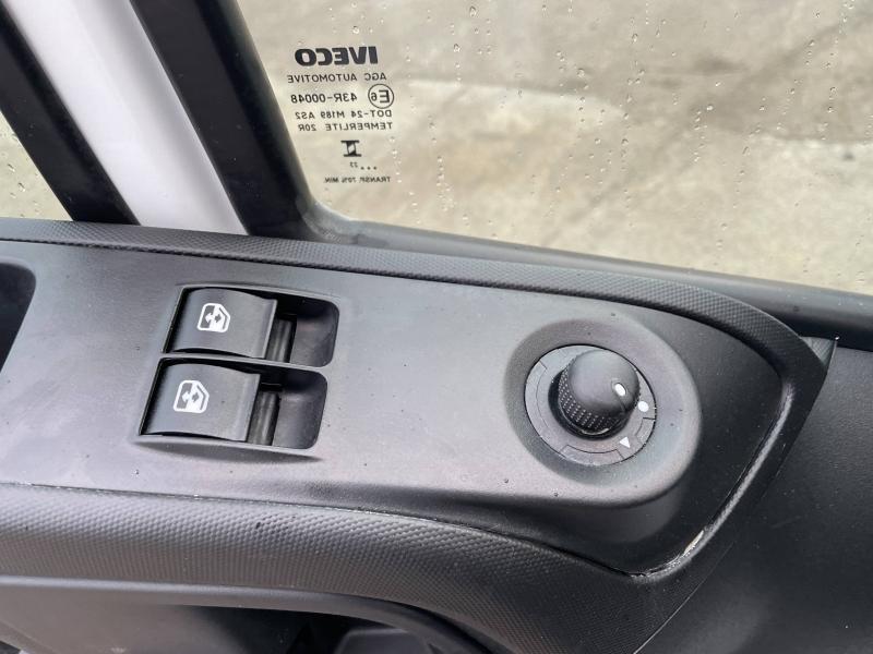 Image IVECO Daily CCb 35C16H empattement 3750 3.0 Tor