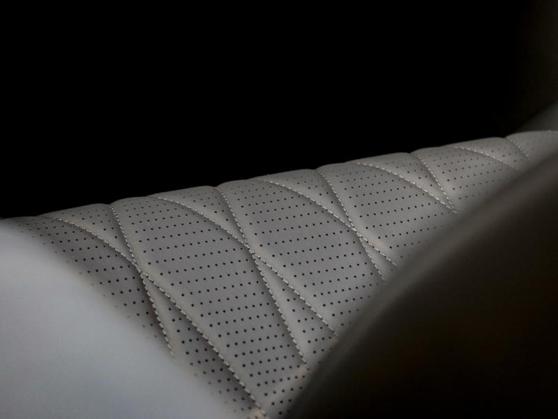 Image BENTLEY FLYING SPUR First Edition V8 4.0 550ch