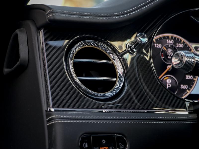 Image BENTLEY FLYING SPUR First Edition V8 4.0 550ch