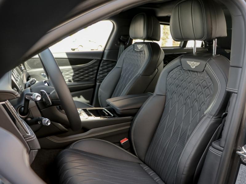 Image BENTLEY FLYING SPUR First Edition V8 4.0 550ch