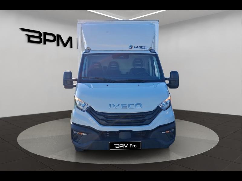 Image IVECO Daily CCb 35C16H empattement 4100 3.0L Caisse et Hayon