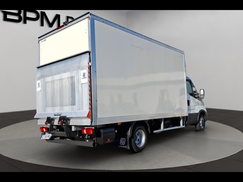 Image IVECO Daily CCb 35C16H empattement 4100 3.0L Caisse et Hayon