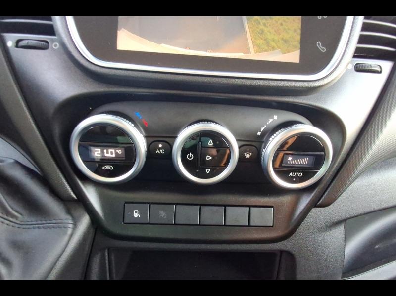 Image IVECO Daily CCb 35C16H empattement 4100 3.0L Caisse et Hayon