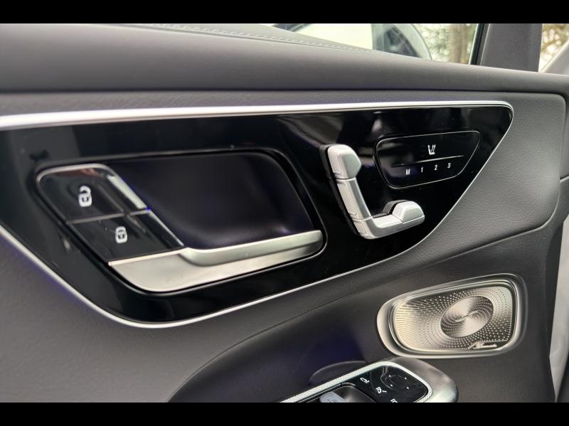 Image MERCEDES-BENZ GLC 220 d 197ch AMG Line 4Matic 9G-Tronic