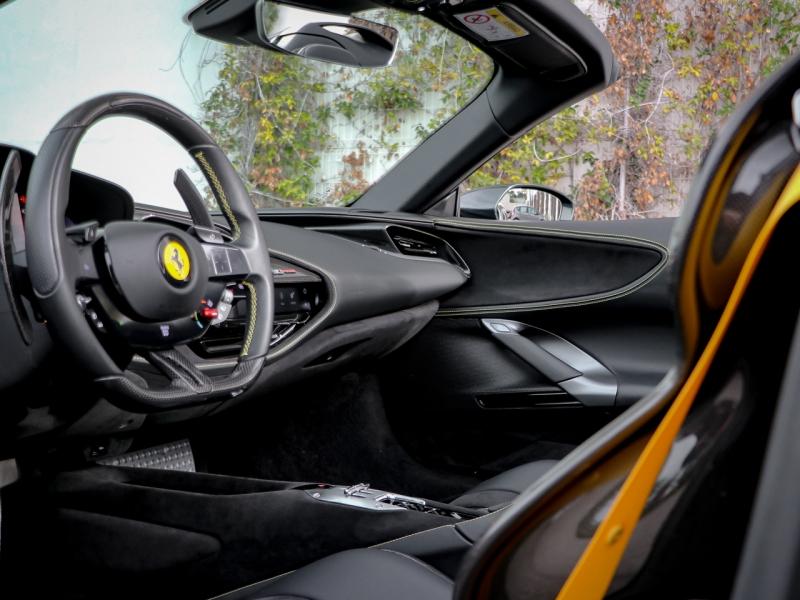 Image FERRARI SF90 SPIDER Cabriolet