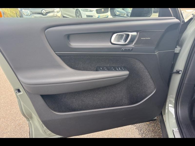 Image VOLVO XC40 B3 163ch Ultra DCT 7