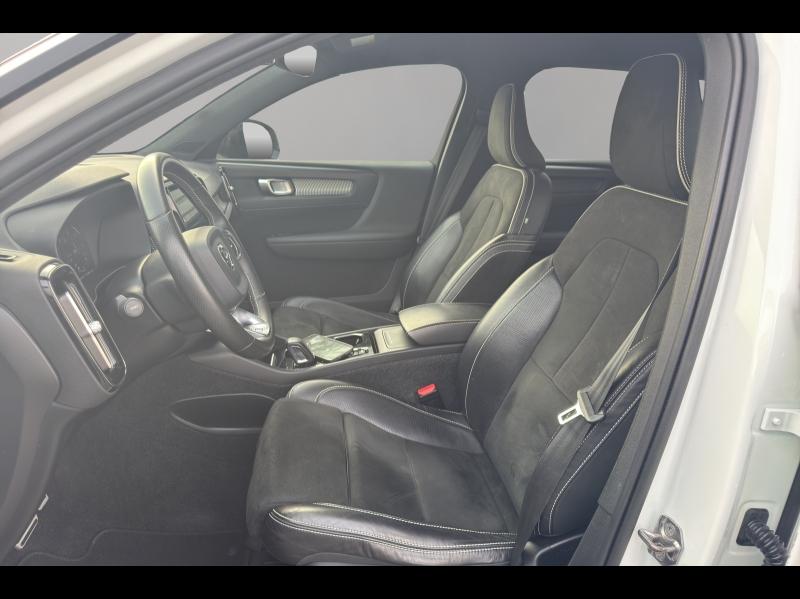 Image VOLVO XC40 D4 AdBlue AWD 190ch R-Design Geartronic 8