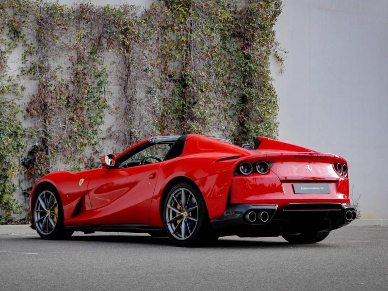 Image FERRARI 812 GTS