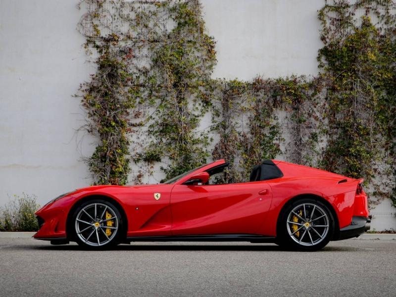 Image FERRARI 812 GTS
