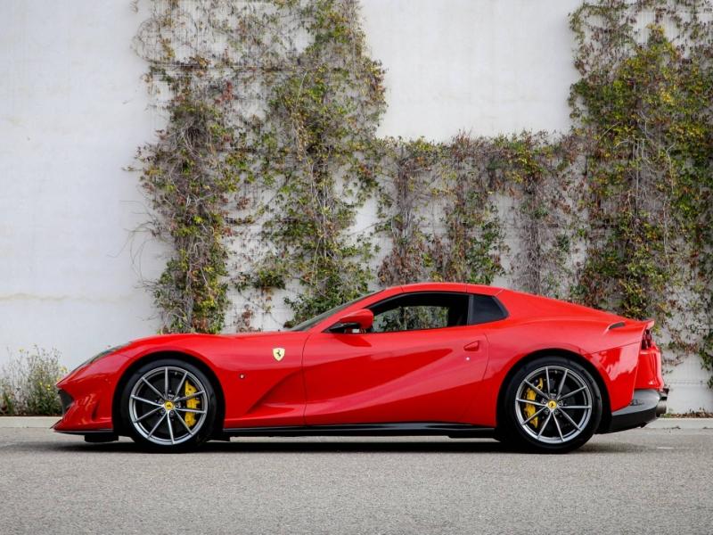 Image FERRARI 812 GTS