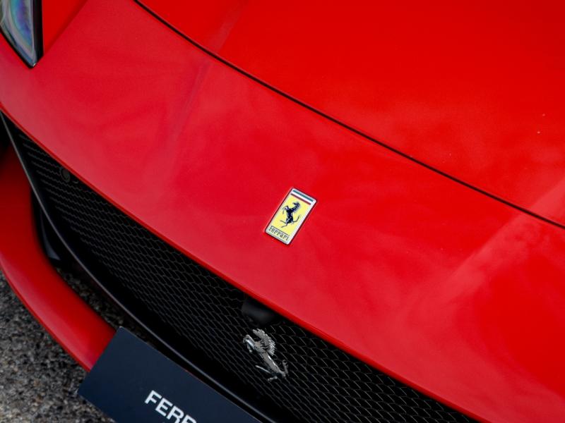 Image FERRARI 812 GTS