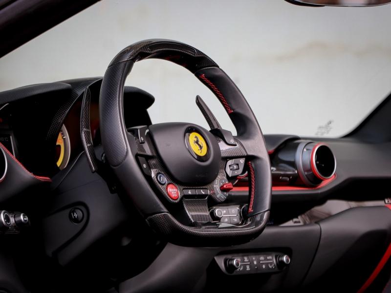 Image FERRARI 812 GTS