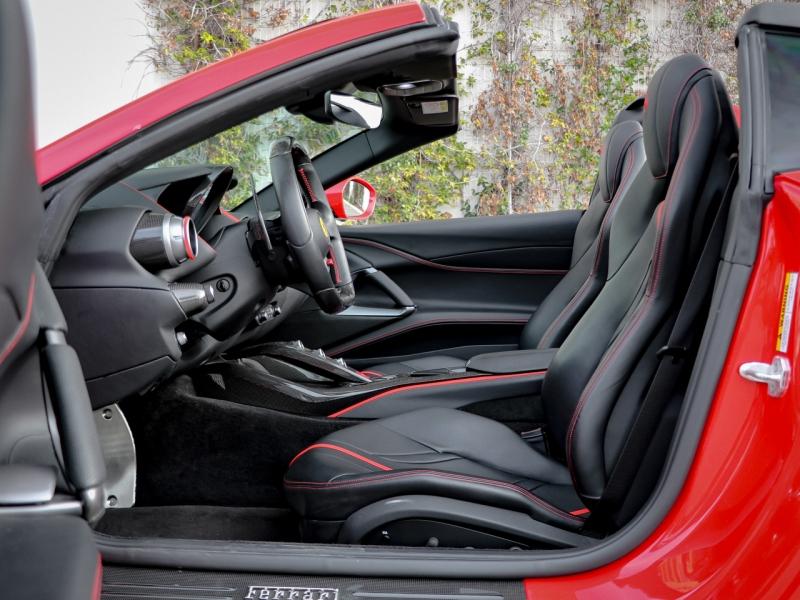 Image FERRARI 812 GTS