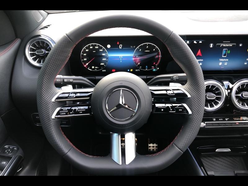 Image MERCEDES-BENZ GLA 200 d 150ch AMG Line 8G-DCT