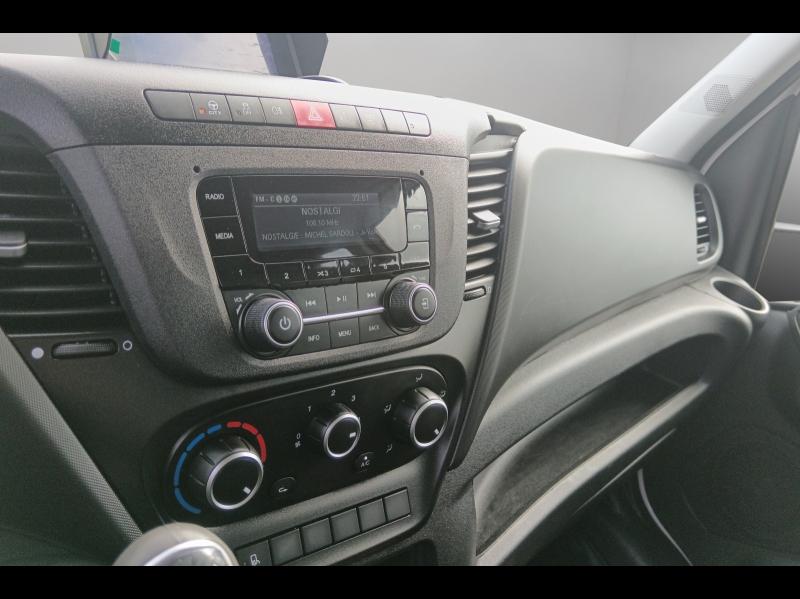 Image IVECO Daily CCb 35C16H3.0 D empattement 4100