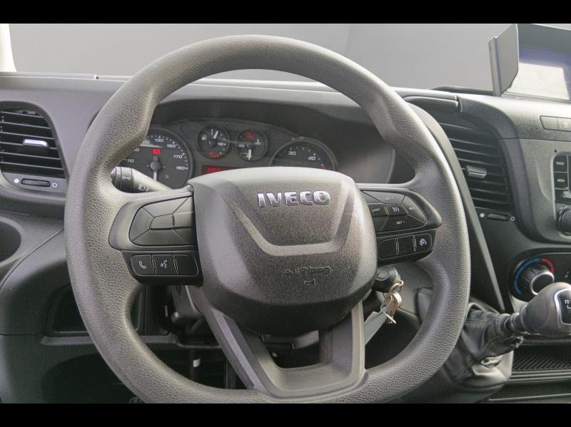 Image IVECO Daily CCb 35C16H3.0 D empattement 4100