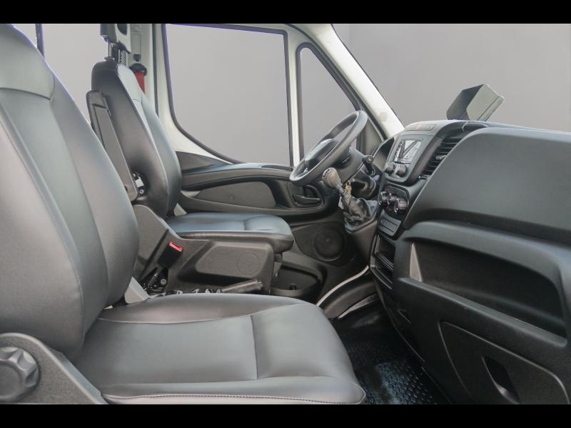 Image IVECO Daily CCb 35C16H3.0 D empattement 4100