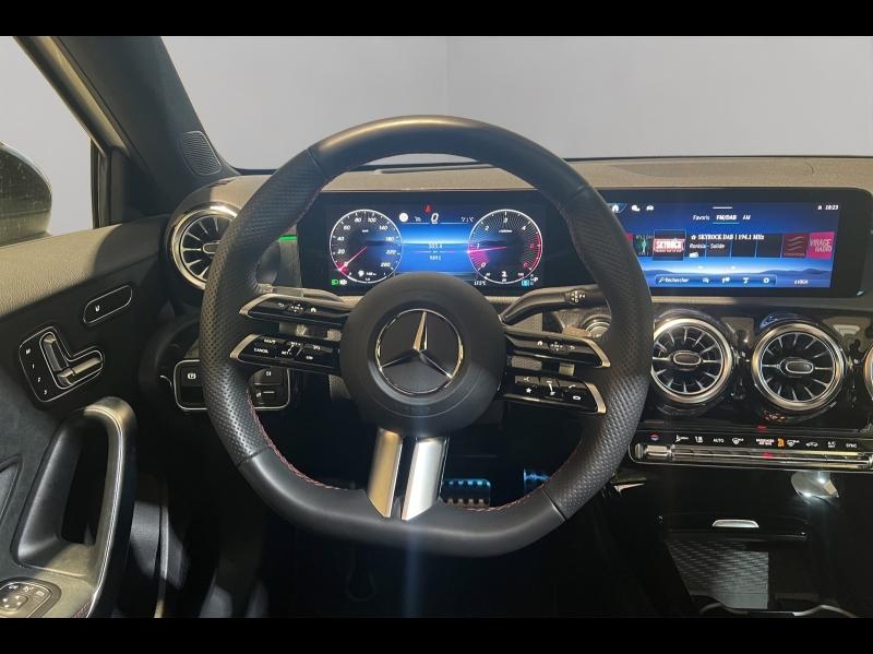 Image MERCEDES-BENZ Classe A 200 d 150ch AMG Line 8G-DCT
