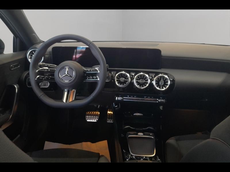 Image MERCEDES-BENZ Classe A 200 d 150ch AMG Line 8G-DCT
