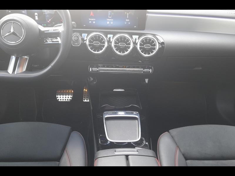 Image MERCEDES-BENZ CLA Shooting Brake 200 163ch AMG Line 7G-DCT