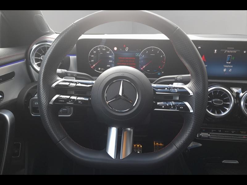 Image MERCEDES-BENZ CLA Shooting Brake 200 163ch AMG Line 7G-DCT