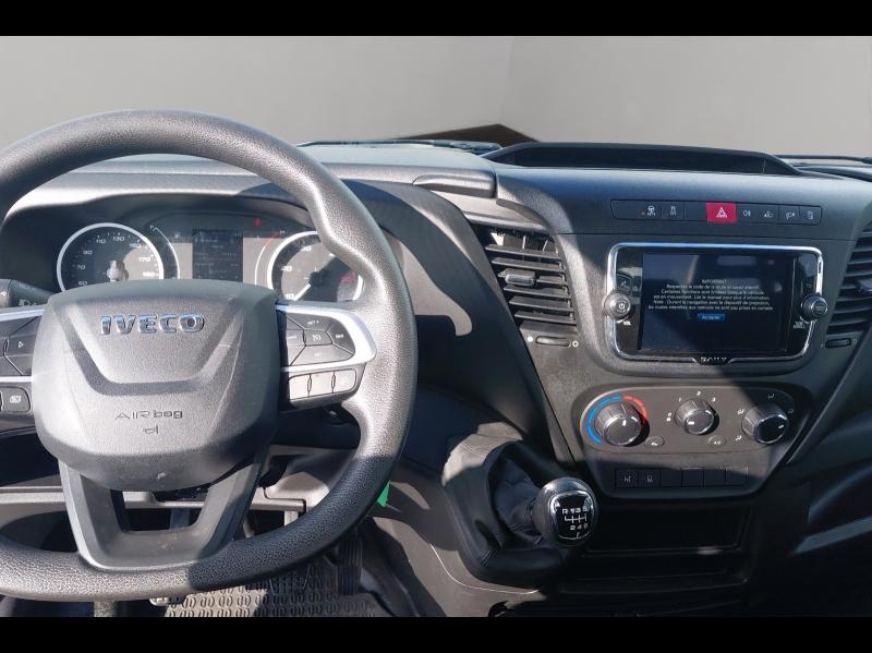 Image IVECO Daily CCb 35S18H Empattement 3750