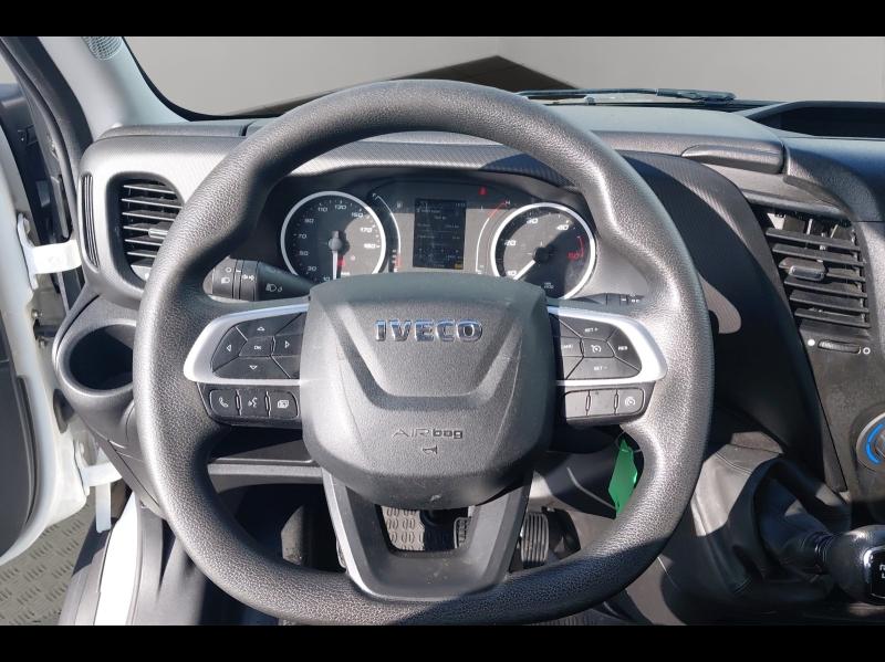 Image IVECO Daily CCb 35S18H Empattement 3750