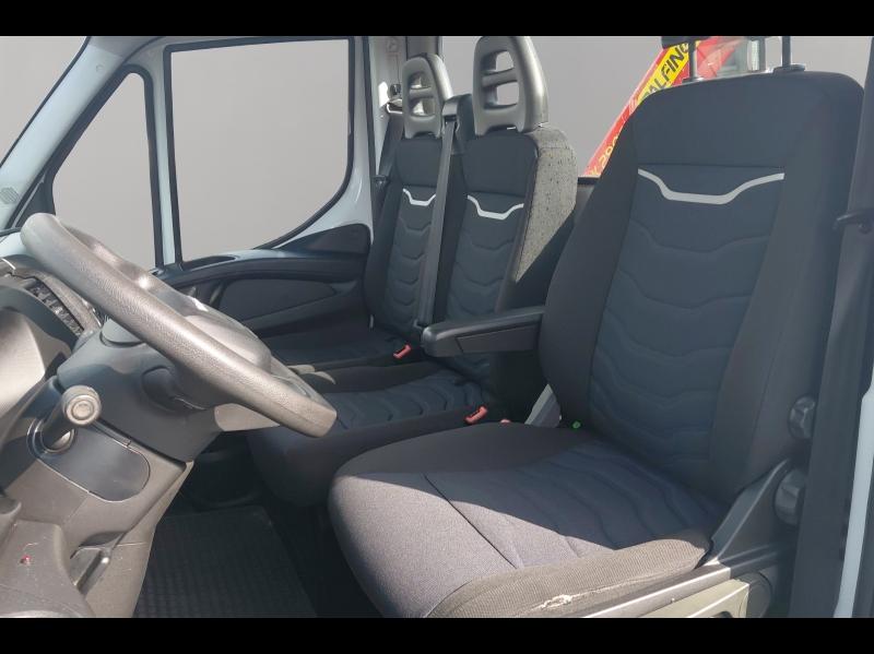 Image IVECO Daily CCb 35S18H Empattement 3750