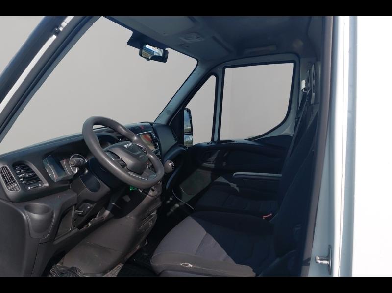 Image IVECO Daily CCb 35S18H Empattement 3750