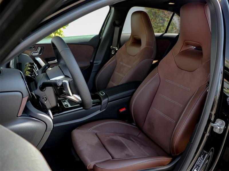 Image MERCEDES-BENZ Classe A 200 d 150ch AMG Line 8G-DCT