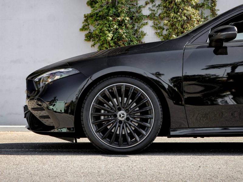Image MERCEDES-BENZ Classe A 200 d 150ch AMG Line 8G-DCT