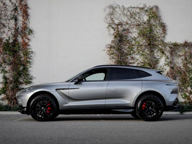 Image ASTON MARTIN DBX 4.0 V8 biturbo 707ch BVA9