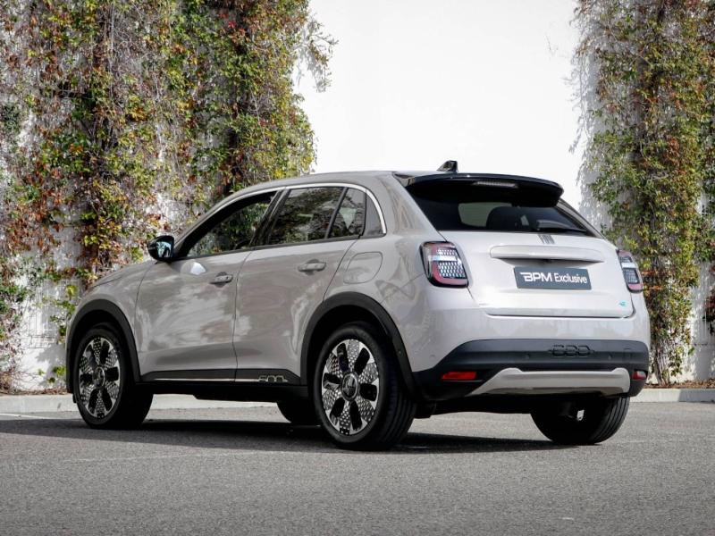 Image FIAT 600 e 156ch 54kWh La Prima