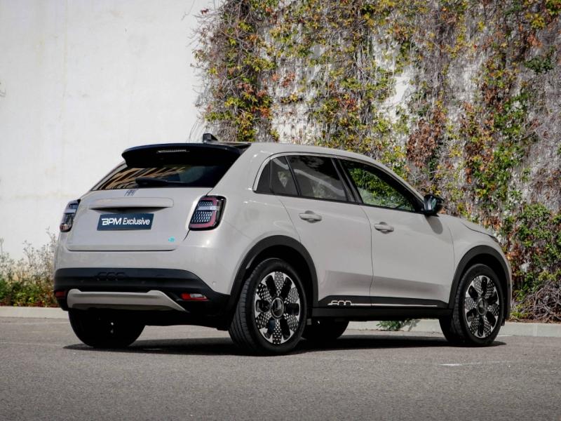 Image FIAT 600 e 156ch 54kWh La Prima