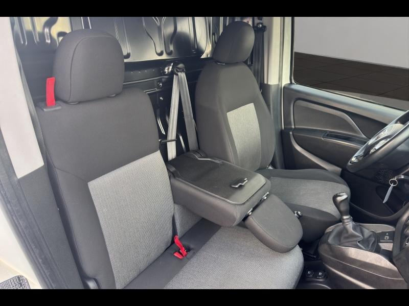 Image FIAT Doblo Cargo 1.3 Multijet 95ch Pro Lounge