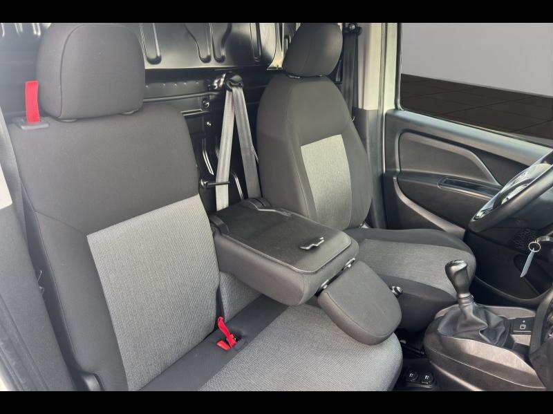Image FIAT Doblo Cargo 1.3 Multijet 95ch Pro Lounge