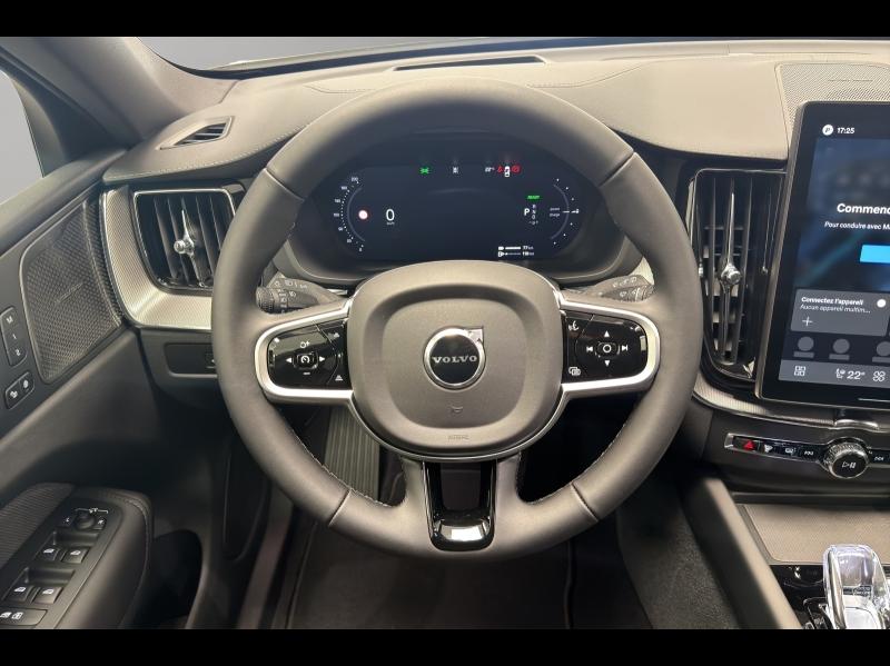 Image VOLVO XC60 T6 Hybride Rechargeable 350ch Black Edition Geartronic 8 AWD