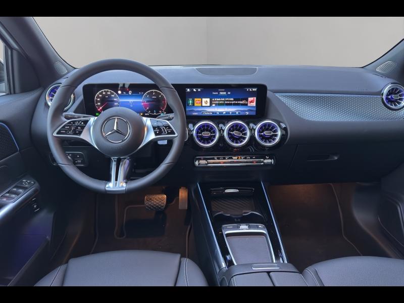 Image MERCEDES-BENZ GLA 180 d 116ch Progressive Line 8G-DCT