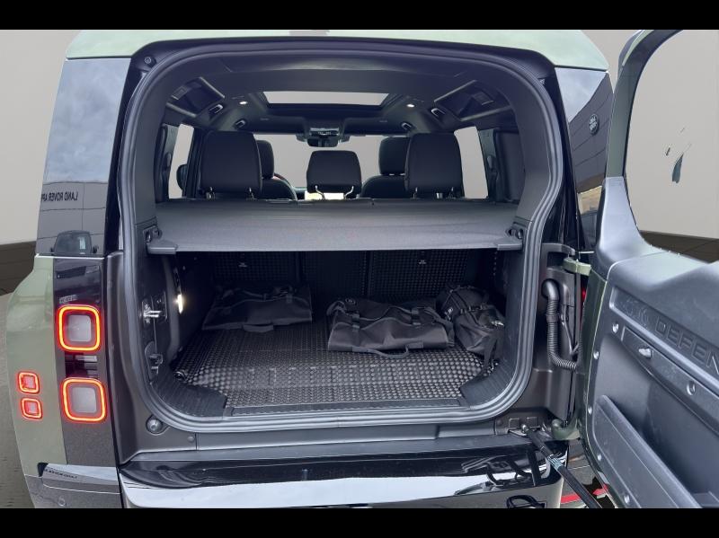 Image LAND-ROVER Defender 110 2.0 P300e PHEV Black Edition