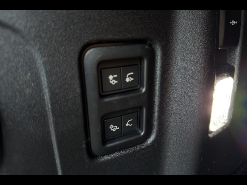 Image LAND-ROVER Defender 110 2.0 P300e PHEV Black Edition