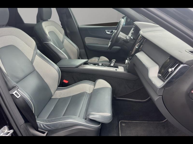 Image VOLVO XC60 T6 AWD 253 + 87ch R-Design Geartronic
