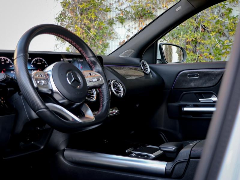 Image MERCEDES-BENZ GLA 200 163ch AMG Line 7G-DCT