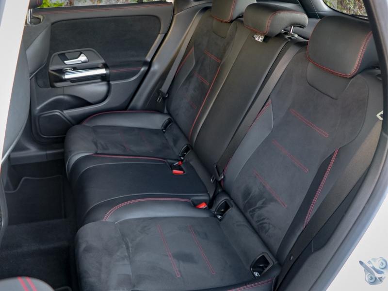 Image MERCEDES-BENZ GLA 200 163ch AMG Line 7G-DCT