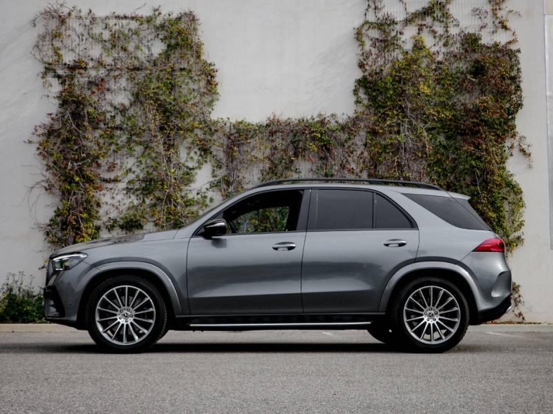 Image MERCEDES-BENZ GLE 300 d 269ch AMG Line 4Matic 9G-Tronic