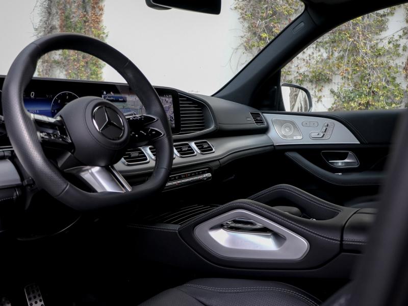 Image MERCEDES-BENZ GLE 300 d 269ch AMG Line 4Matic 9G-Tronic